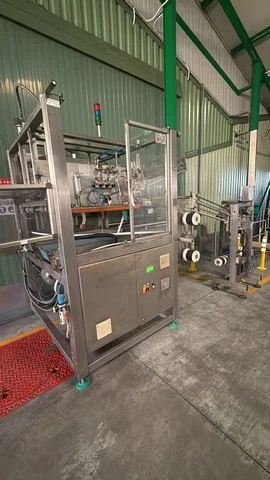 Applicatore maniglie Comag usato