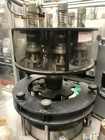 Capsulatrice Robino&Galandrino Optical Centering Usata