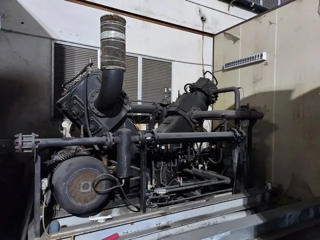 Compressore Nea 3 Tev 63 Usato
