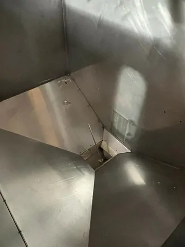Elevatore tappi Bertolaso A 900 Usato
