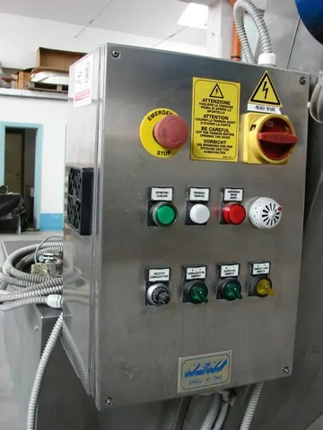 Elevatore tappi Canelli Neri Usato