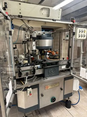 Etichettatrice usata Cavagnino&Gatti 2.500 bph