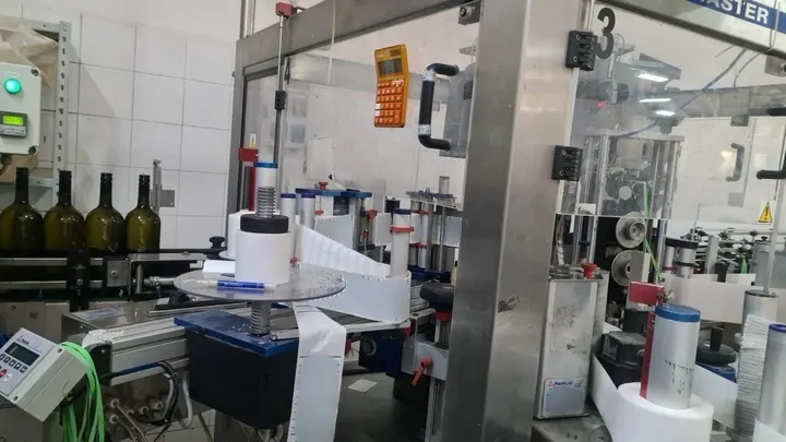 Etichettatrice usata P.E. master m/e 3.500 bph