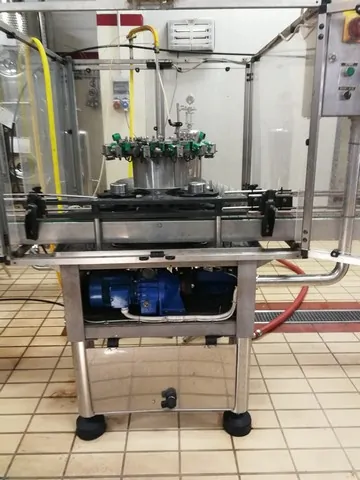Linea di Imbottigliamento Completa Usata Alfatek