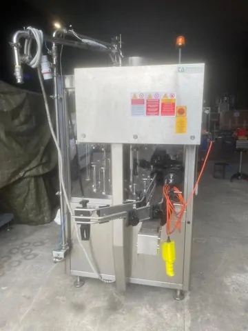 Linea di imbottigliamento per Birra Borelli Usata