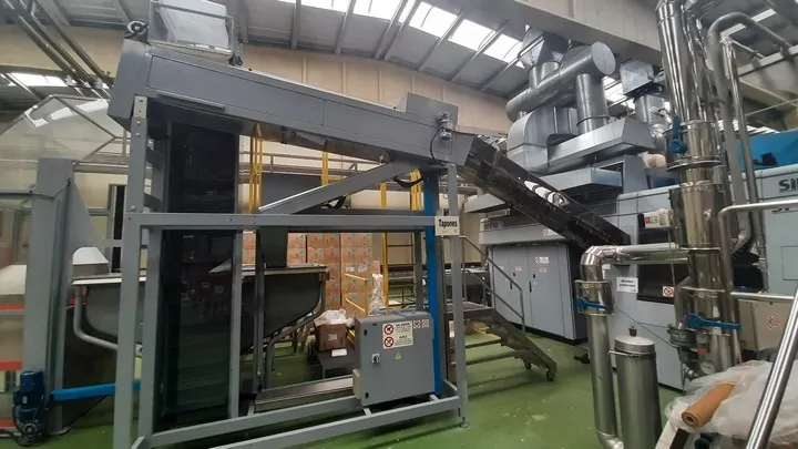 Linea di imbottigliamento PET Procomac Usata