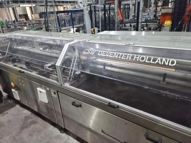 Linea di imbottigliamento usata per lattine 35.000 cph