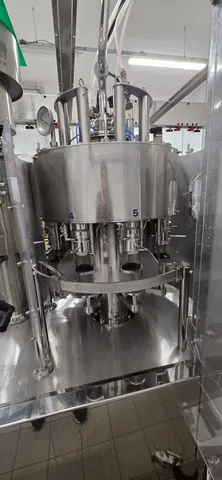 Monoblocco di Riempimento Usato Alfatek TBC Isobarico 1.300 bph