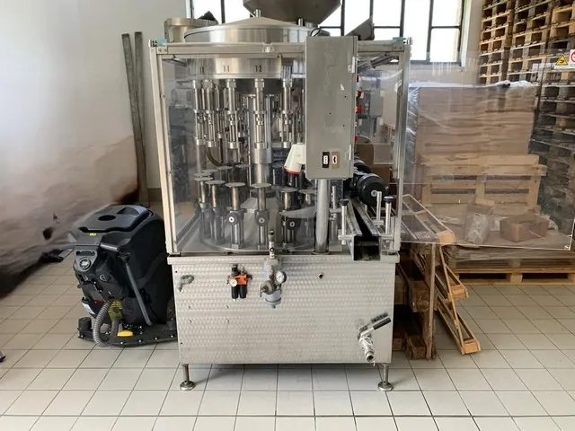 Monoblocco di riempimento usato GAI 16.3