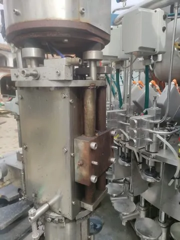Monoblocco riempimento usato Mb Impianti 24.24.1
