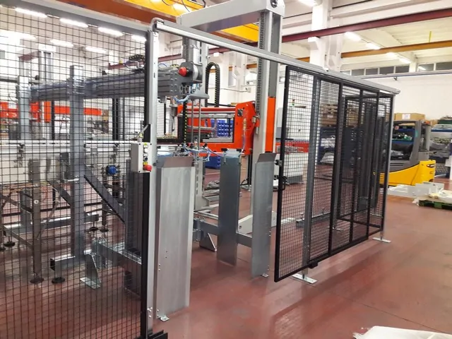Usato Pallettizzatore Invertito Unimac Gherri CFT 151